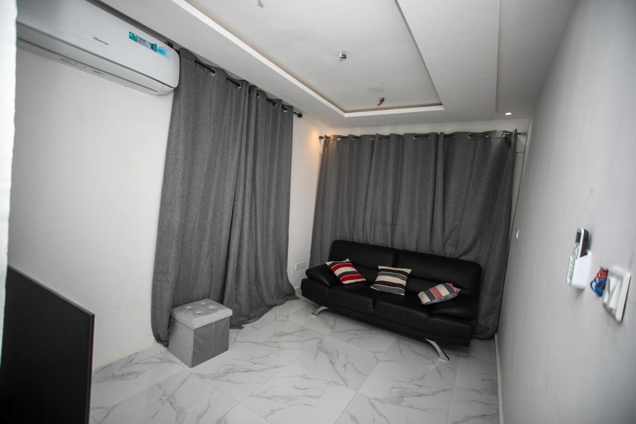Marysin Guest House Аккра Екстер'єр фото