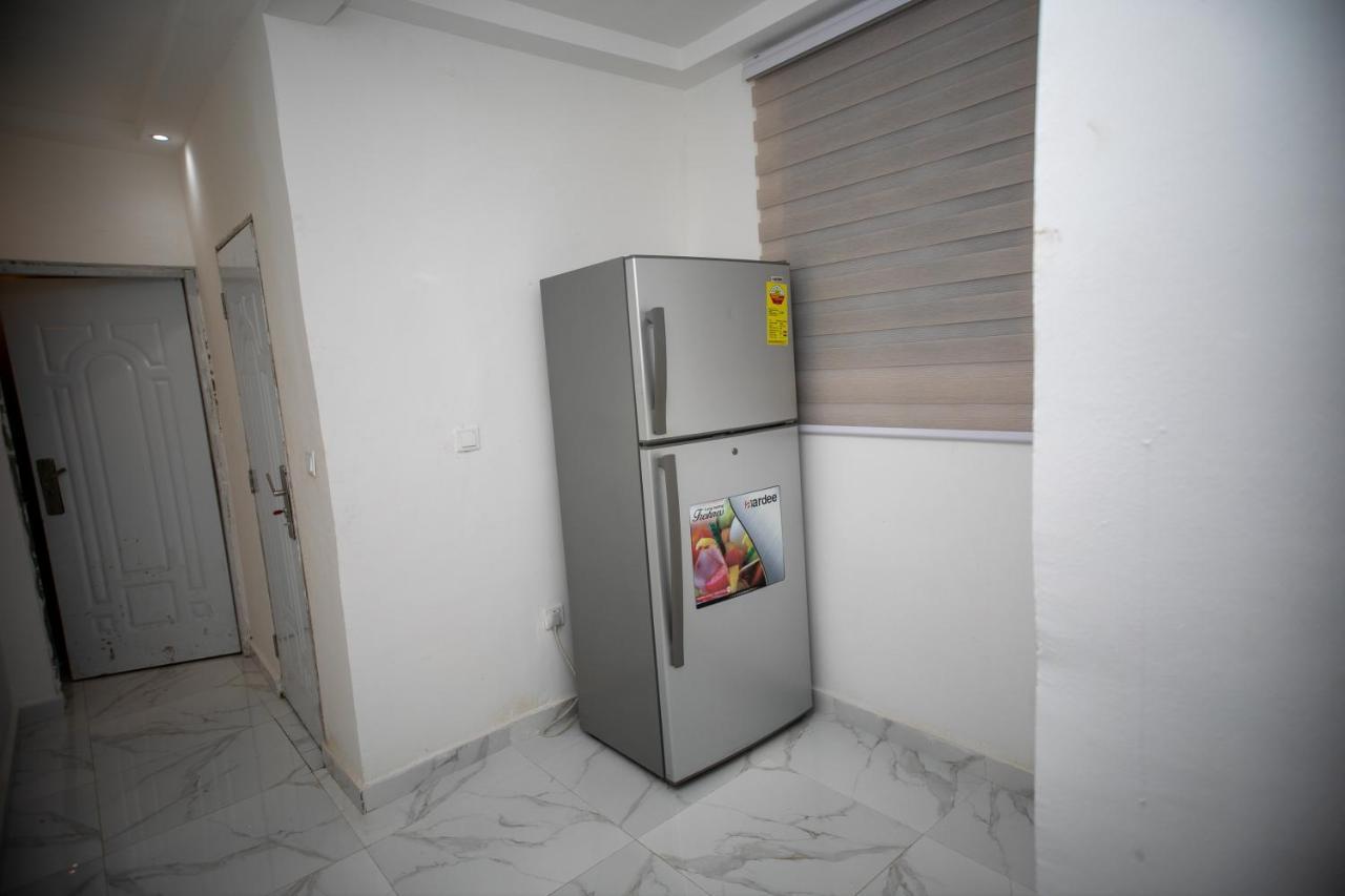 Marysin Guest House Аккра Екстер'єр фото